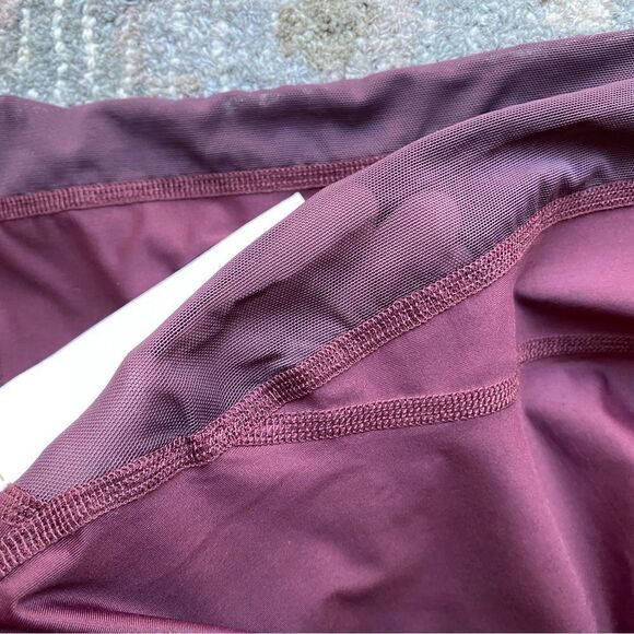 Varley Leggings /Calf/Capri Design - Picture 4 of 5